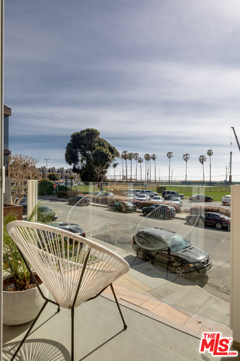 6730 Esplanade Playa del Rey, CA 90293 - Photo 23 of 49