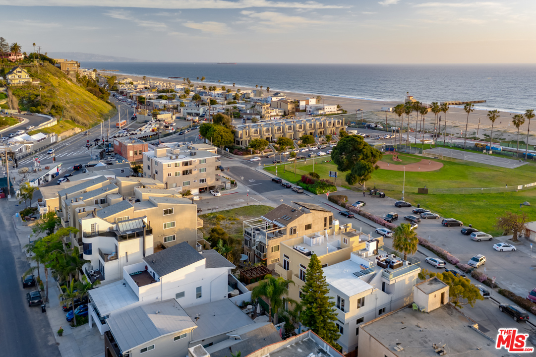 6730 Esplanade Playa del Rey, CA 90293 - Photo 48 of 49