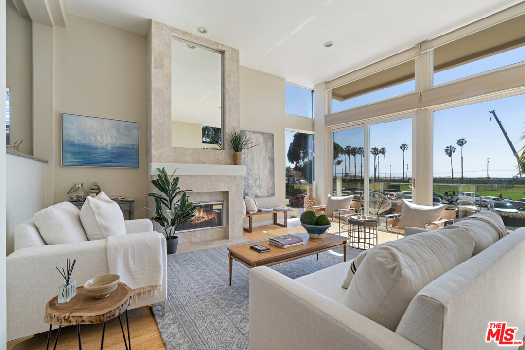 6730 Esplanade Playa del Rey, CA 90293 - Photo 7 of 49