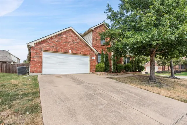 $420,000 | 4401 Vista Glen Court, Mansfield, TX 76063