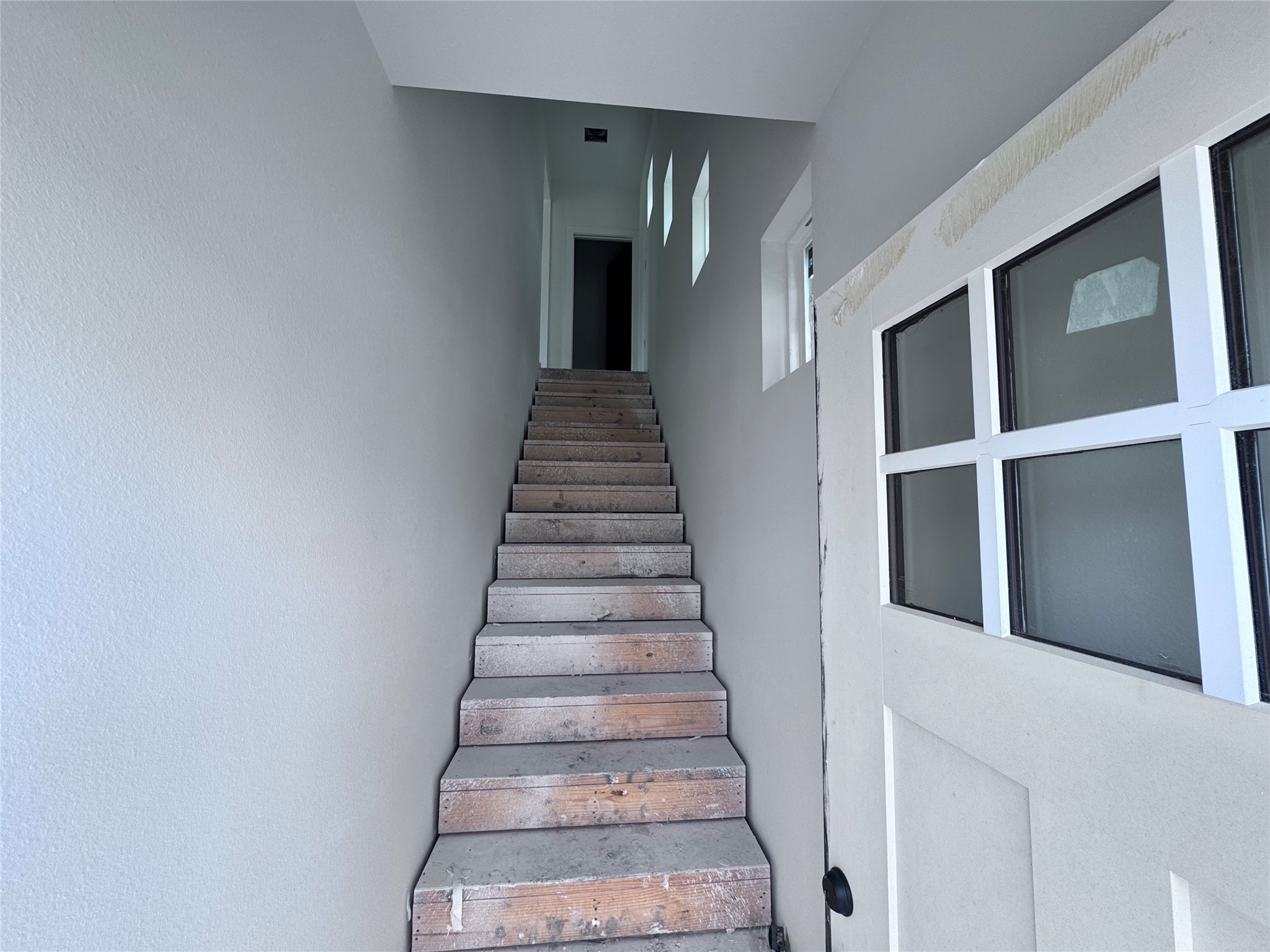 232 East 38th Street Houston, TX 77018 - Photo 2 of 8 a view of entryway