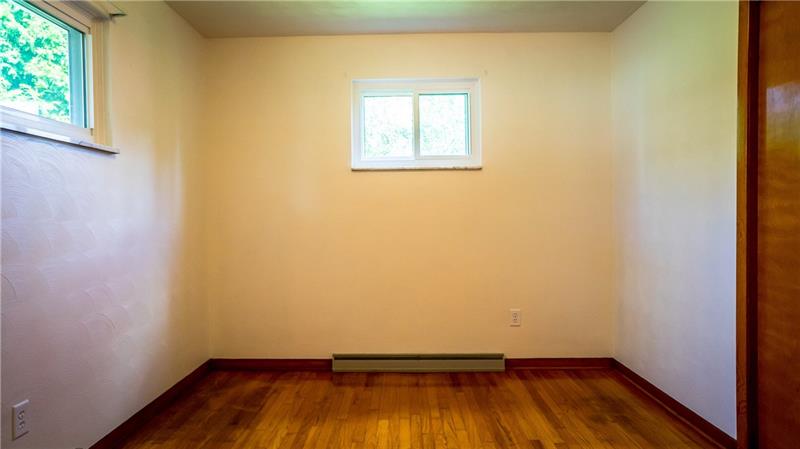 205 Linhurst Avenue Butler, PA 16001 - Photo 6 of 19 Gallery Image 6