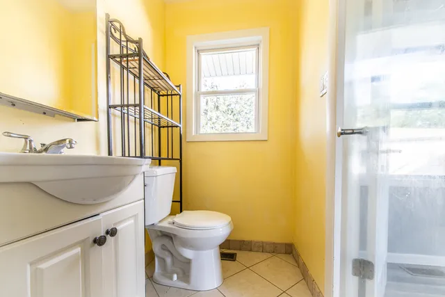 $399,900 | 1043 Elmwood Lane, Elk Grove Village, IL 60007