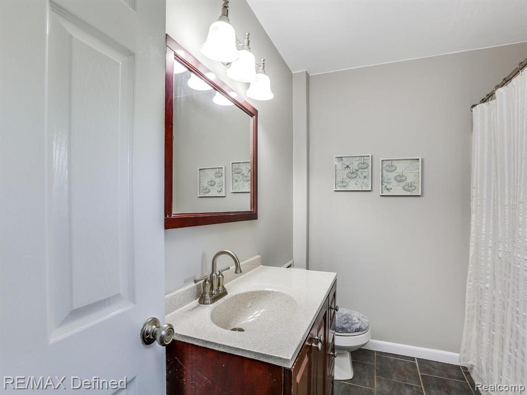 3351 Grant Road Rochester Hills, MI 48309 - Photo 16 of 22