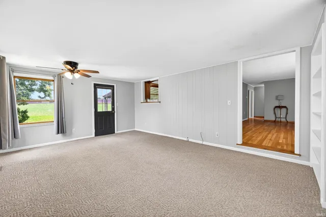 $209,000 | 738 Sunset Drive, Bloomfield, IN 47424