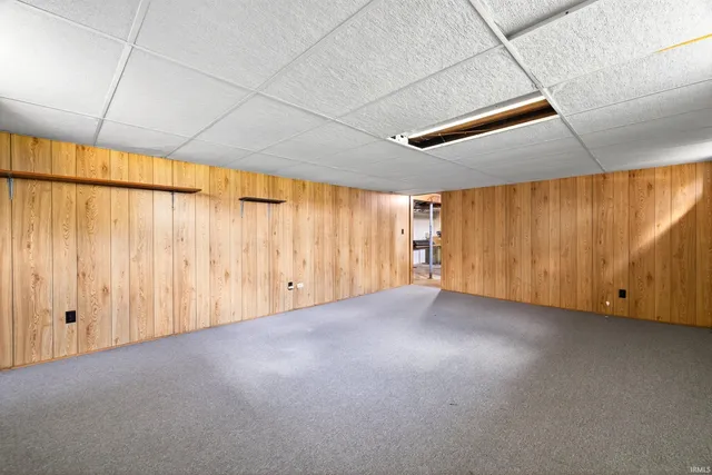 $209,000 | 738 Sunset Drive, Bloomfield, IN 47424