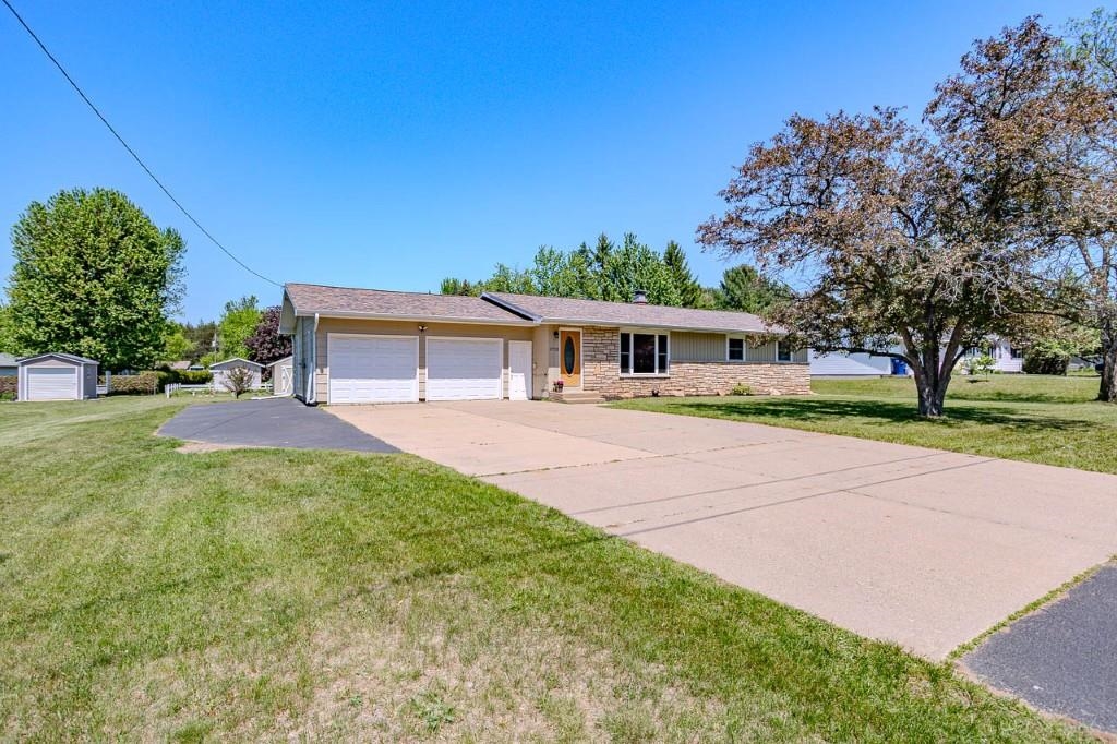 1722 Forsyth Road Kronenwetter, WI 54455 - Photo 3 of 60
