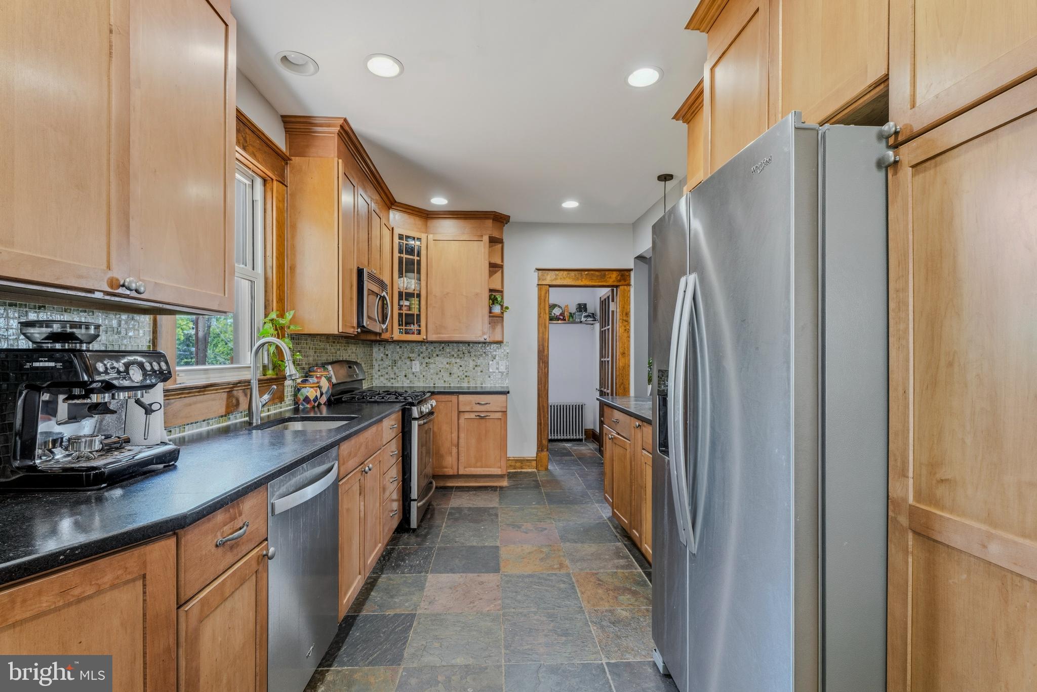 2904 Rueckert Avenue Baltimore, MD 21214 - Photo 10 of 64 Gallery Image 10