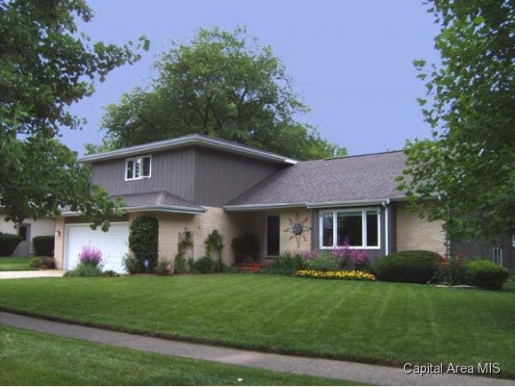 2805 Brandywine Road Springfield, IL 62704 - Photo 1 of 23 Gallery Image 1