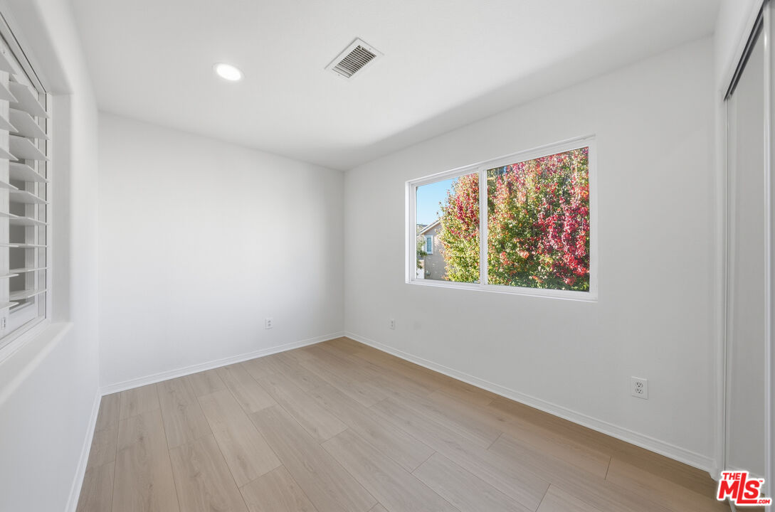 25715 Wagner Way, Unit B Stevenson Ranch, CA 91381 - Photo 17 of 27