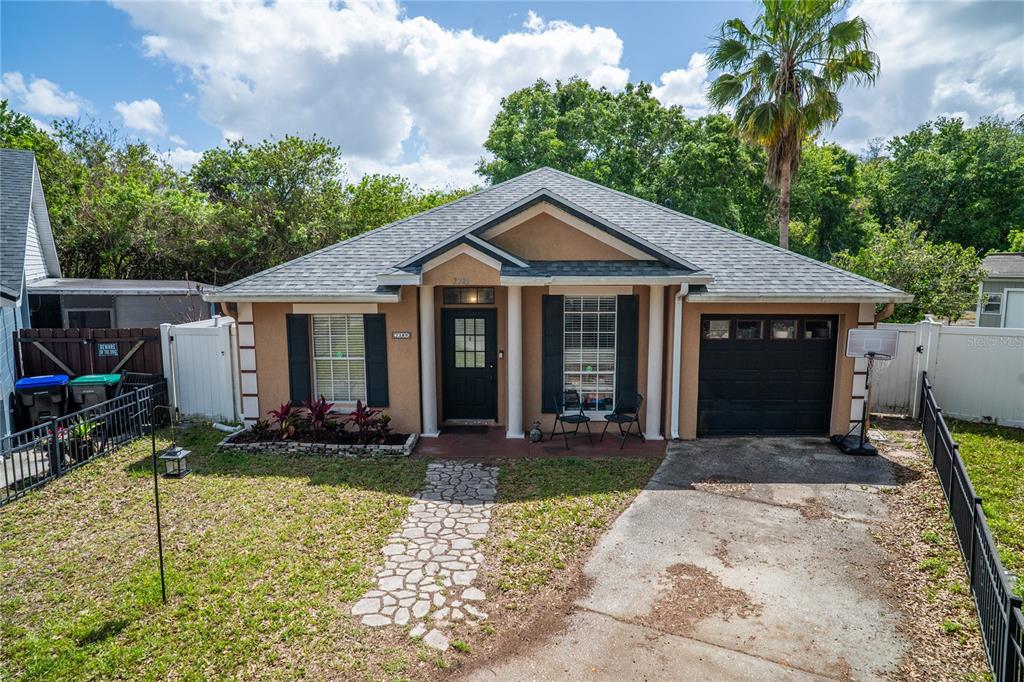 7389 Hollow Ridge Circle Orlando, FL 32822 - Photo 2 of 22