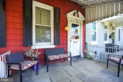 $599,000 | 418 Luray Place Northwest, Washington, DC 20010