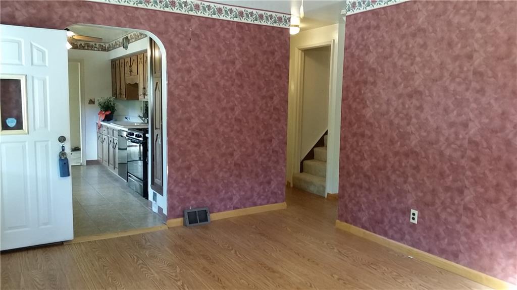 621 Jefferson Road Pittsburgh, PA 15235 - Photo 5 of 25 View and layout of 1st floor.