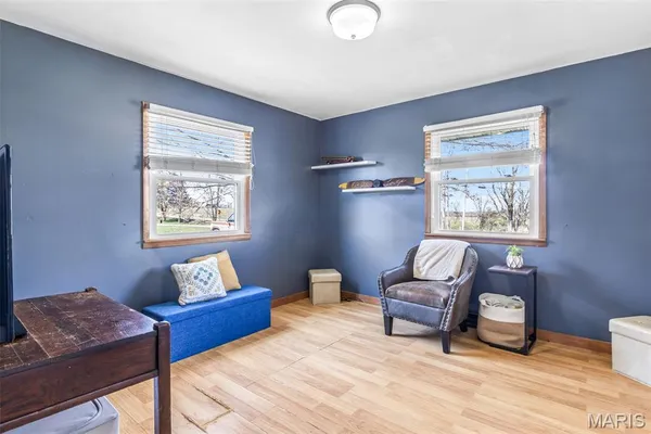 $217,900 | 5542 State Rd H, De Soto, MO 63020