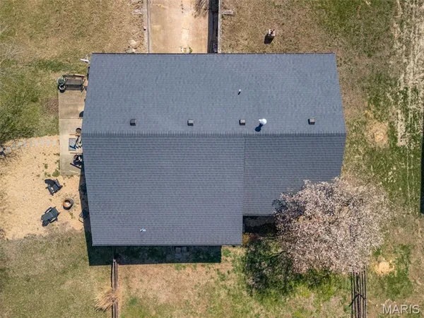 $217,900 | 5542 State Rd H, De Soto, MO 63020