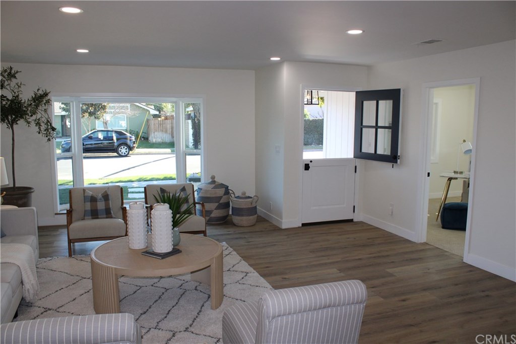 6671 Mason Drive Huntington Beach, CA 92647 - Photo 4 of 20