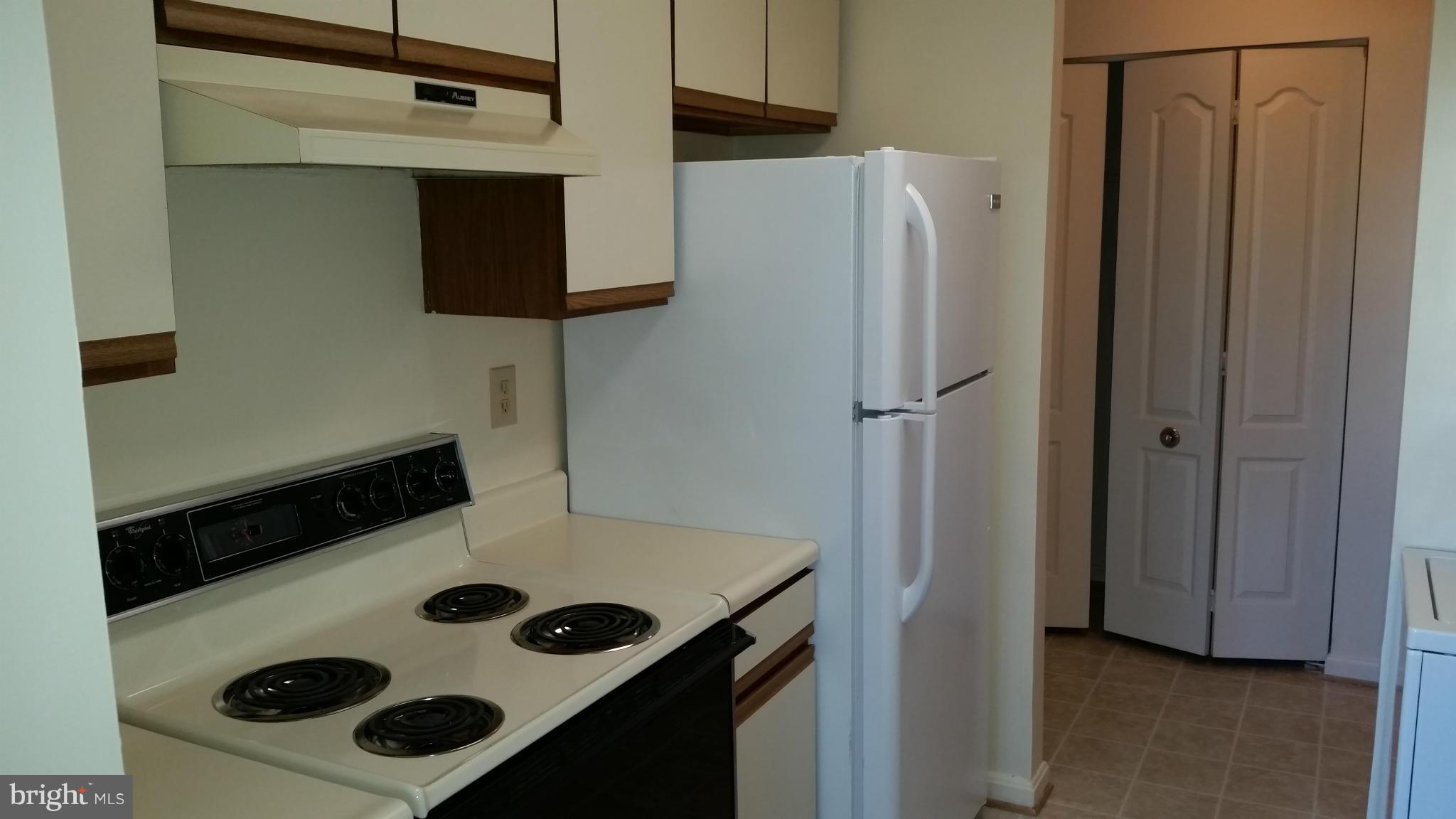 8555 Falls Run Road, Unit C Ellicott City, MD 21043 - Photo 3 of 9 Kitchen