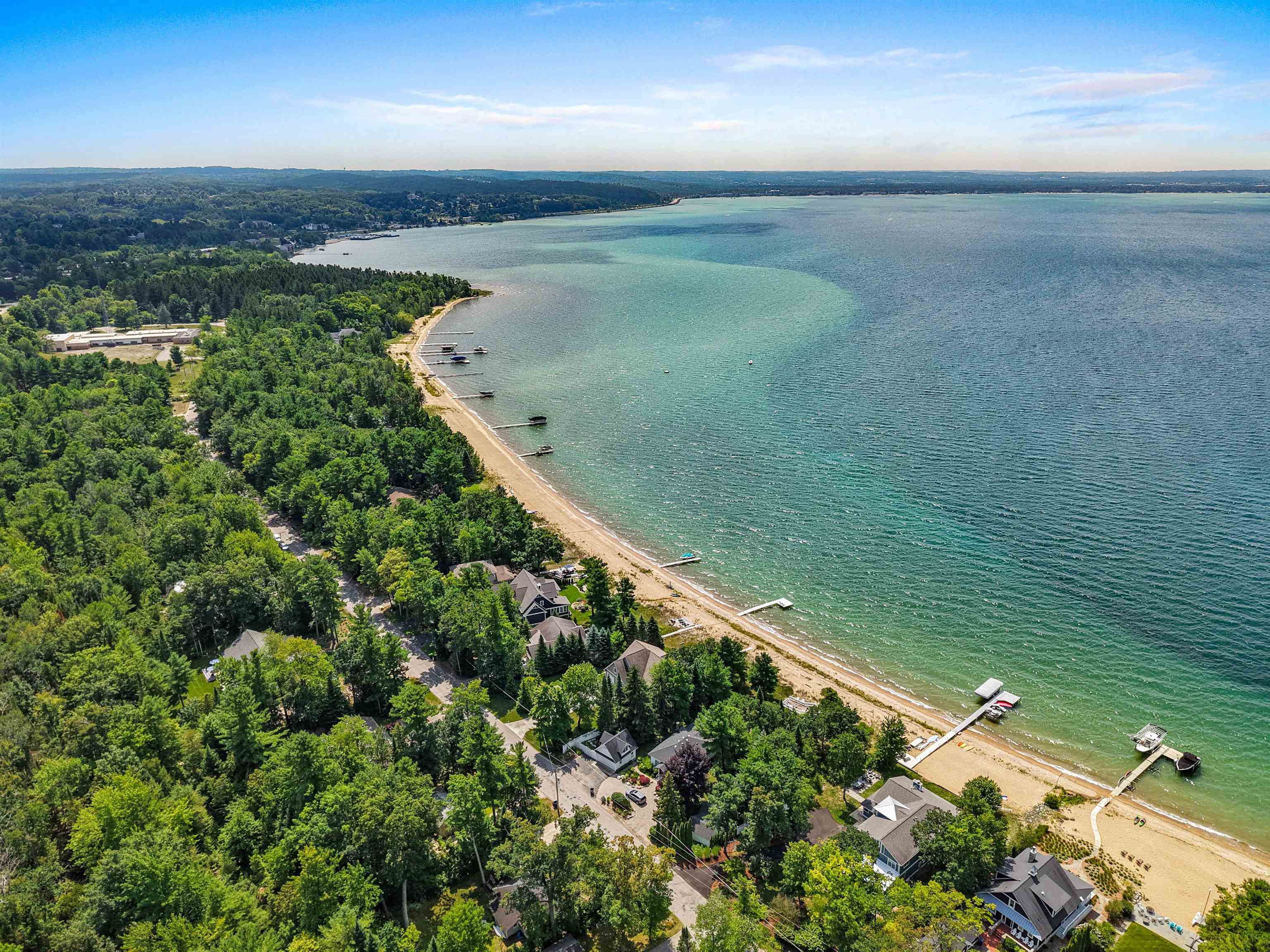 6557 Deepwater Point Road Williamsburg, MI 49690 - Photo 5 of 39 1949164-80d31d4e-abd4-4860-9975-217924ebcc14.JPG