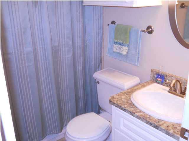 1974 Cherry Grove Road Terry, MS 39170 - Photo 18 of 24 Guest Bathroom