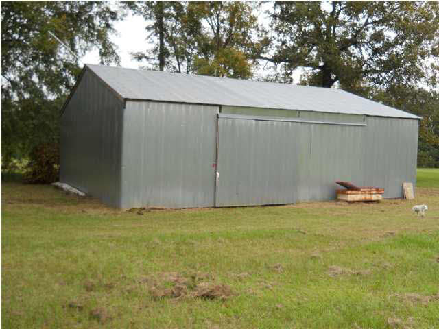 1974 Cherry Grove Road Terry, MS 39170 - Photo 21 of 24 Barn