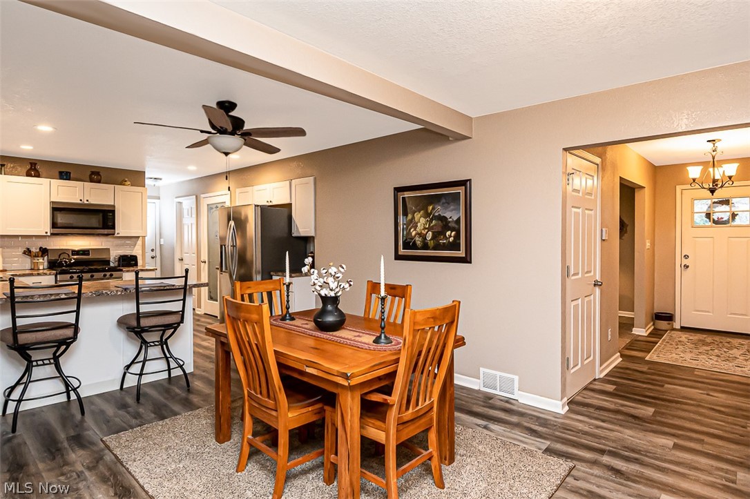 530 Butler Road Northeast Warren, OH 44483 - Photo 5 of 33 Gallery Image 5