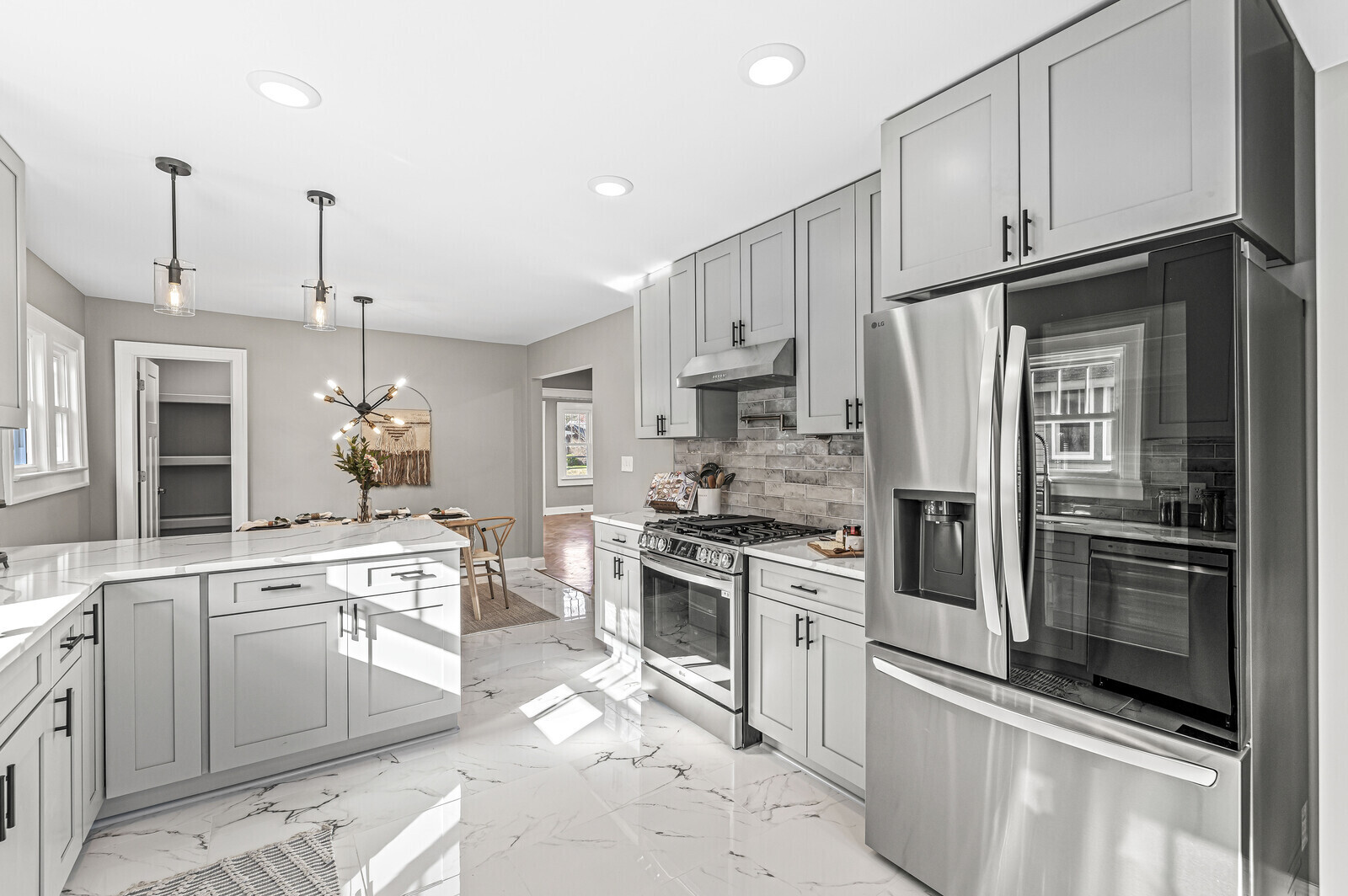 525 Berkley Road Indianapolis, IN 46208 - Photo 14 of 45 Gallery Image 14