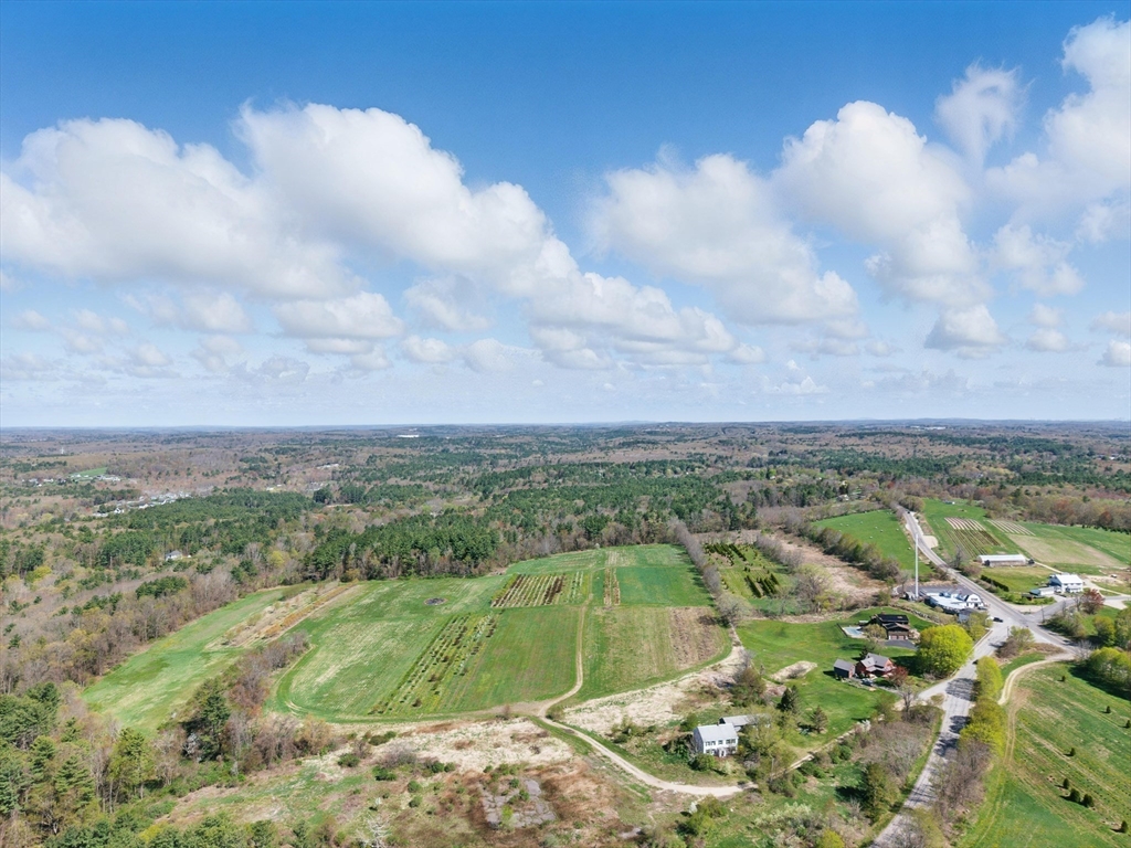 16 Sandersdale Road Charlton, MA 01507 - Photo 7 of 23