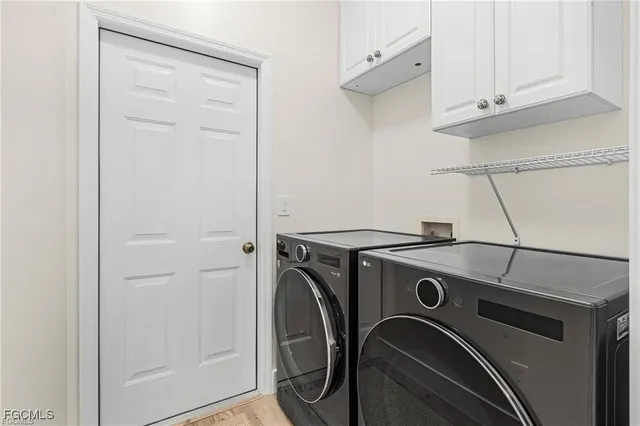 $569,900 | 13841 Village Creek Drive, Fort Myers, FL 33908