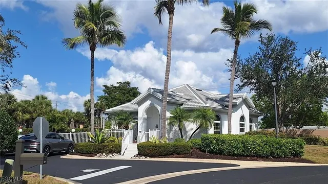 $569,900 | 13841 Village Creek Drive, Fort Myers, FL 33908