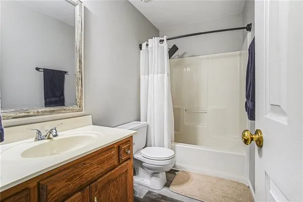 $205,000 | 8737 Northwest 82nd Street, Kansas City, MO 64152