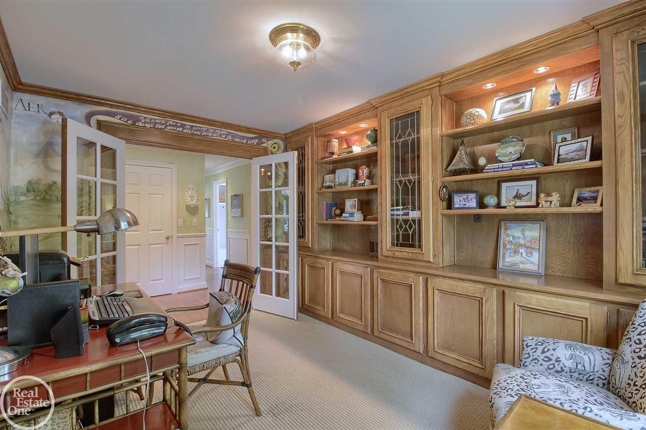 1275 Whittier Road Grosse Pointe Park, MI 48230 - Photo 10 of 42