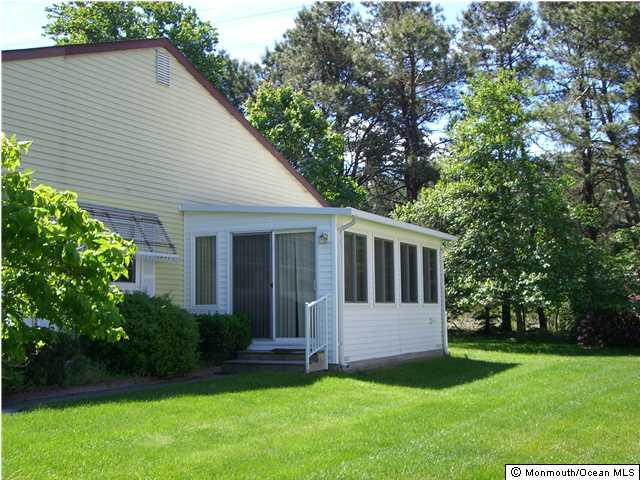 142B Sunset Road, Unit B Whiting, NJ 08759 - Photo 3 of 21 Additional Photo