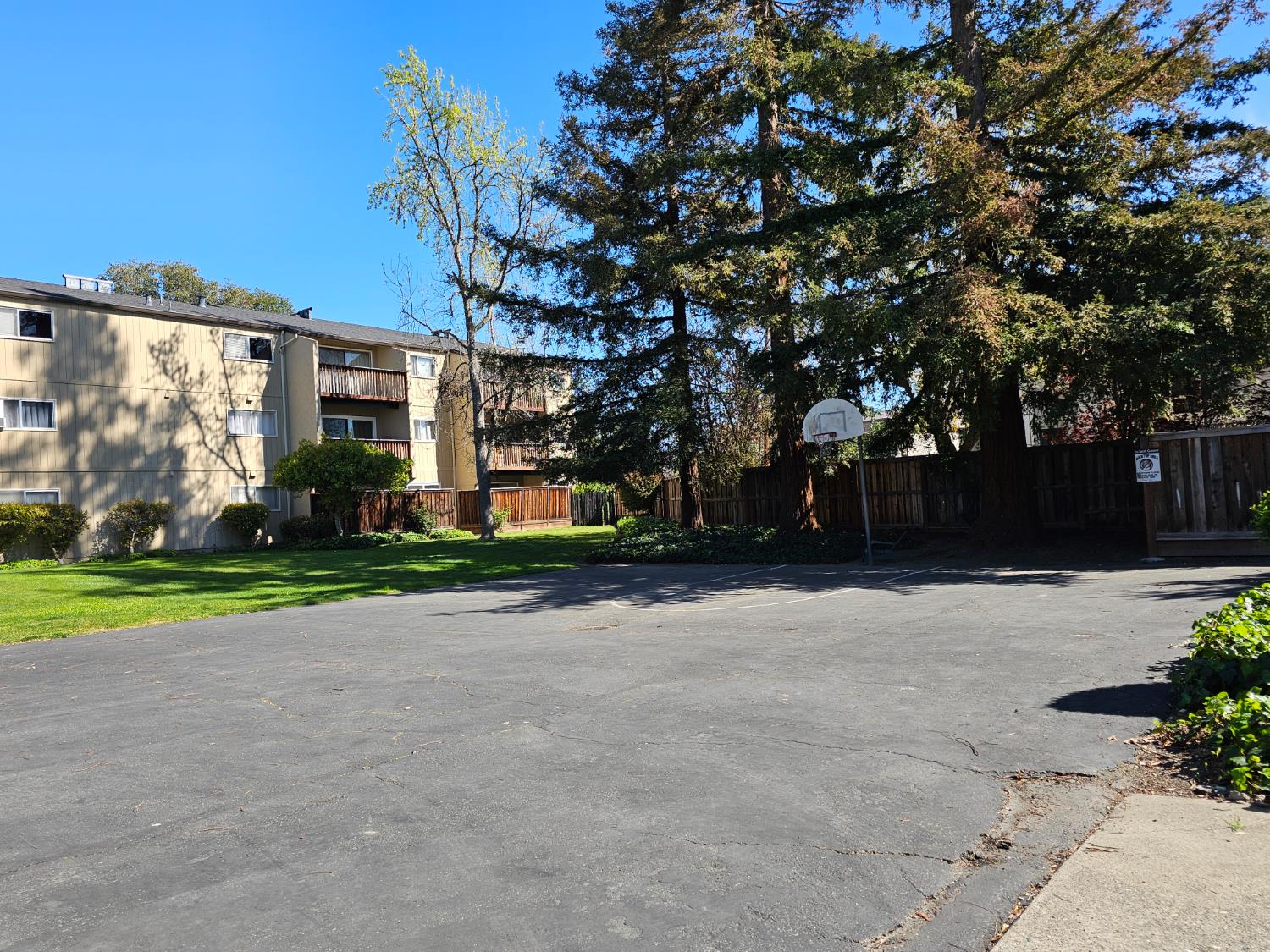 1060 Oak Grove Road, Unit 37 Concord, CA 94518 - Photo 2 of 35