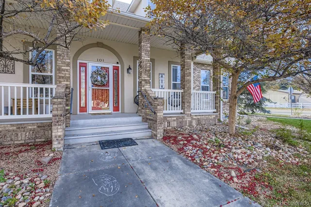 $750,000 | 101 East Indiana Avenue, Berthoud, CO 80513