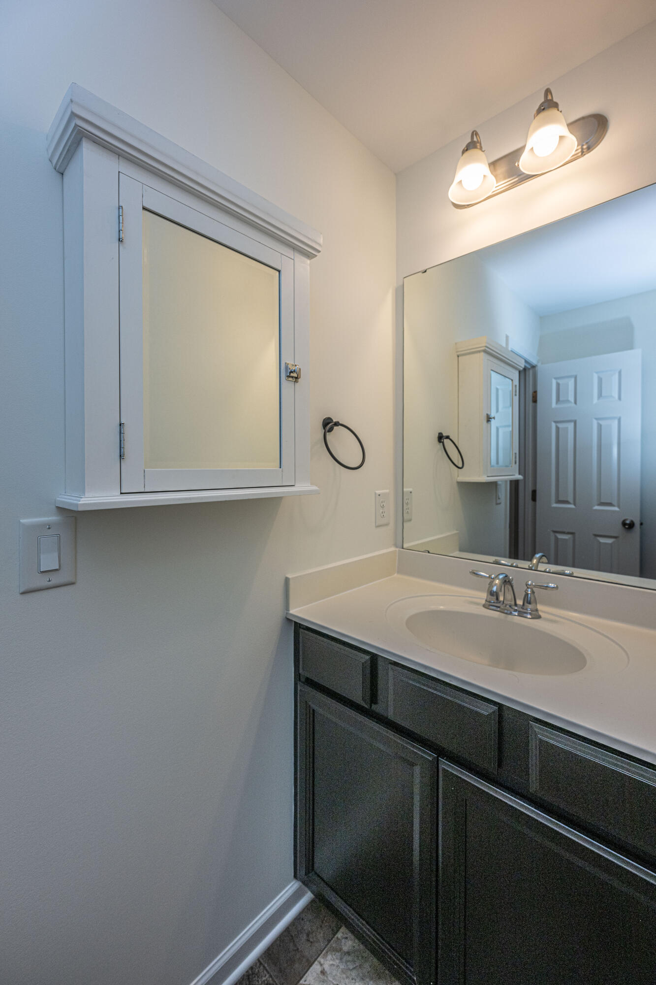 133 County Rd S-18-537 Summerville, SC 29485 - Photo 34 of 52 Bed 2 Bath 3 vanity
