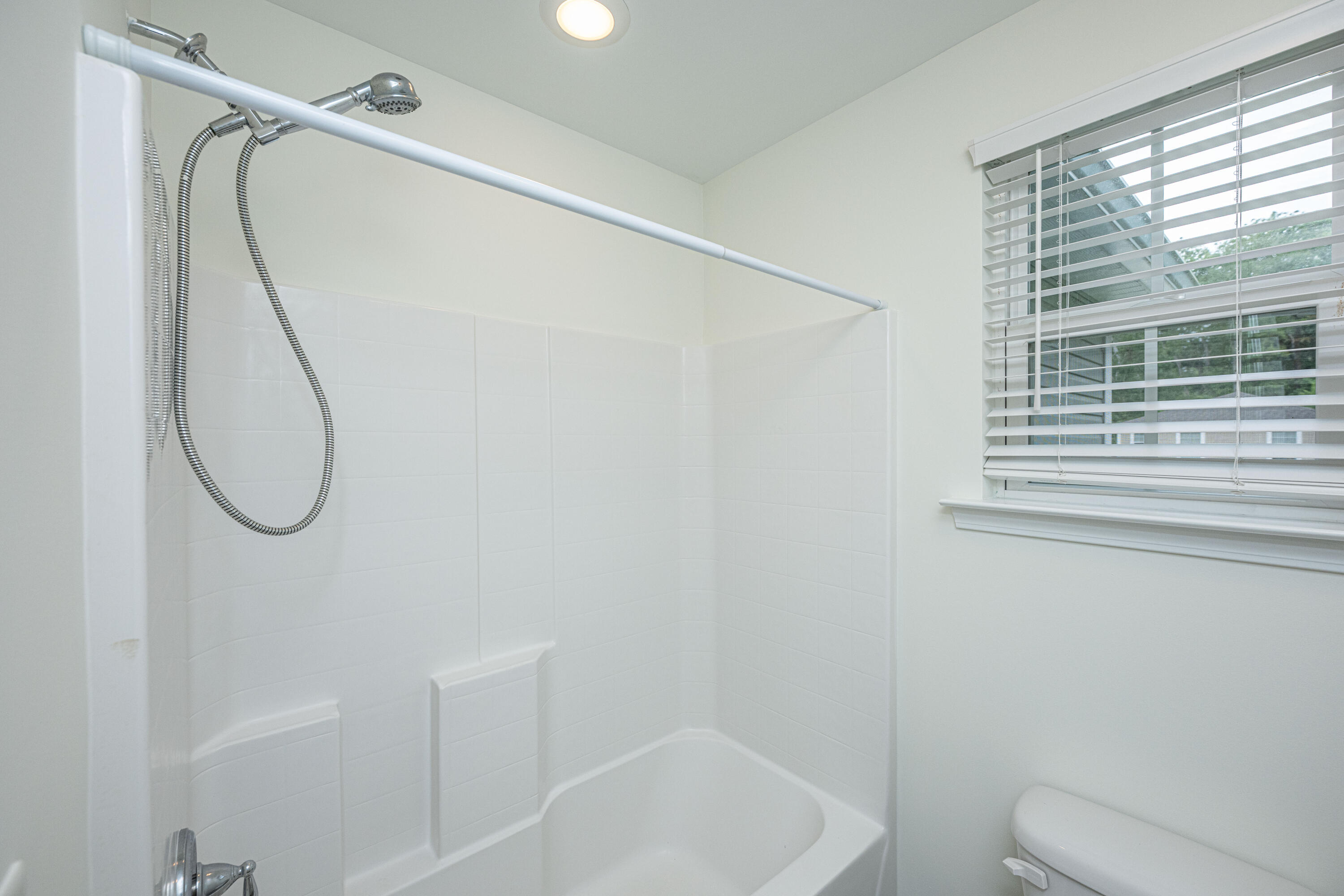133 County Rd S-18-537 Summerville, SC 29485 - Photo 35 of 52 Bed 2 Bath 3
