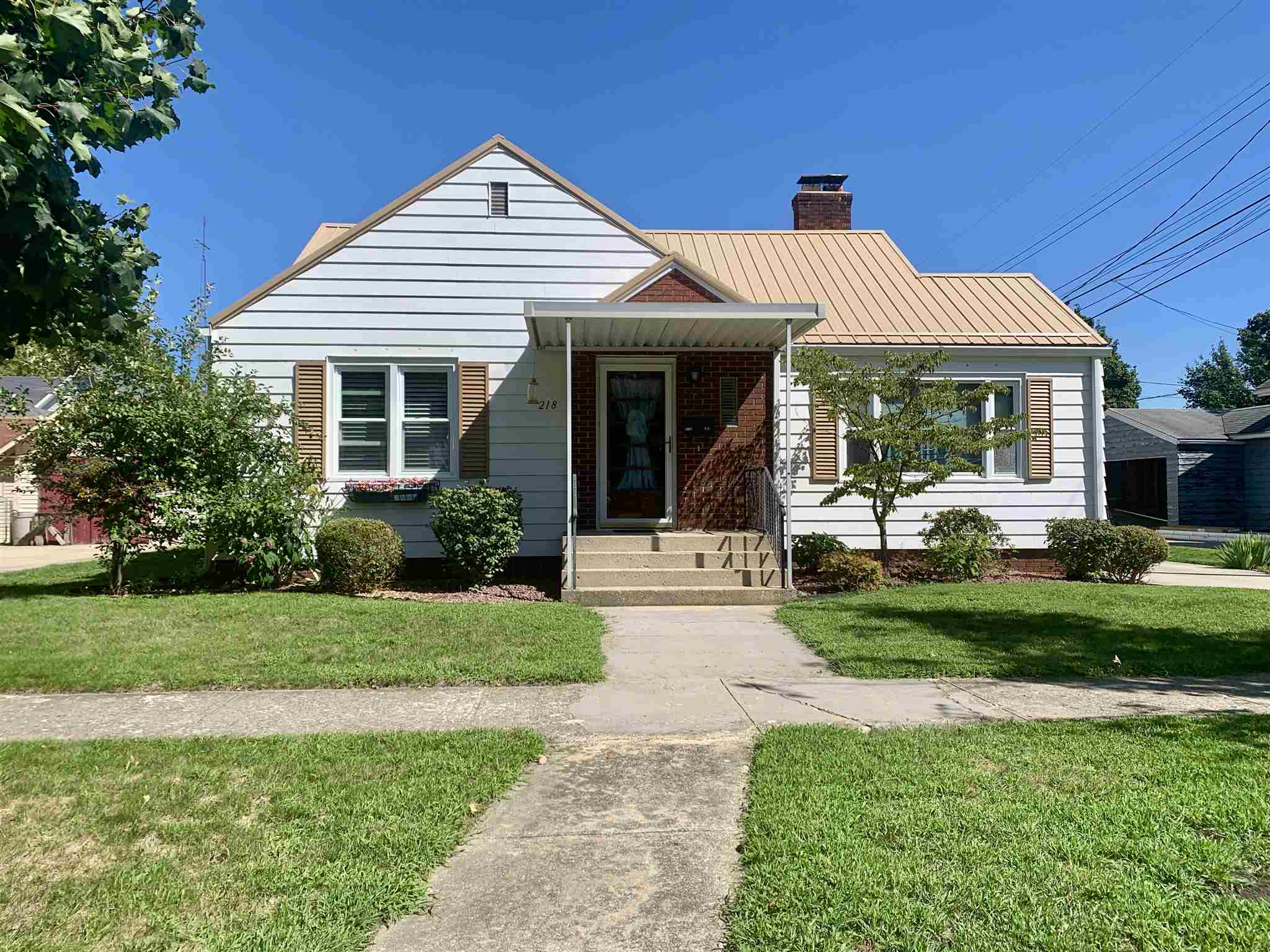 218 West 11th Street Rochester, IN 46975 - Photo 1 of 25
