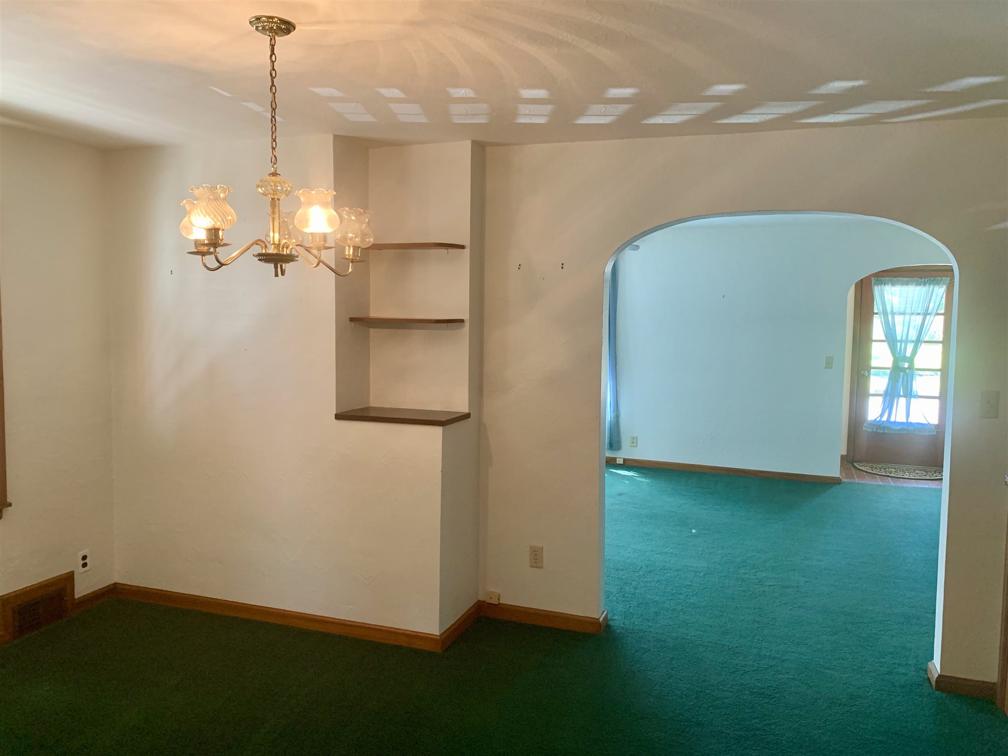 218 West 11th Street Rochester, IN 46975 - Photo 8 of 25