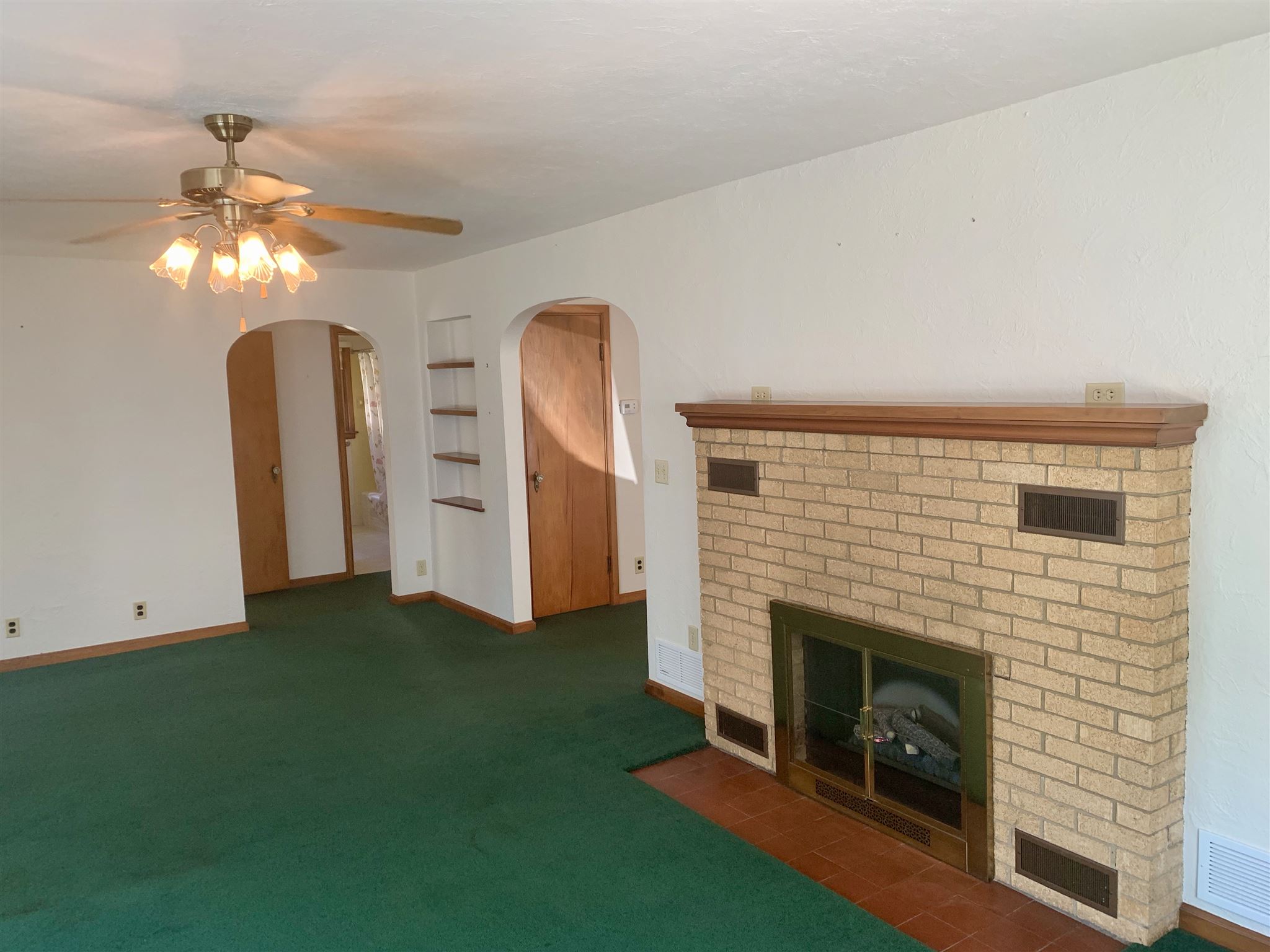 218 West 11th Street Rochester, IN 46975 - Photo 9 of 25