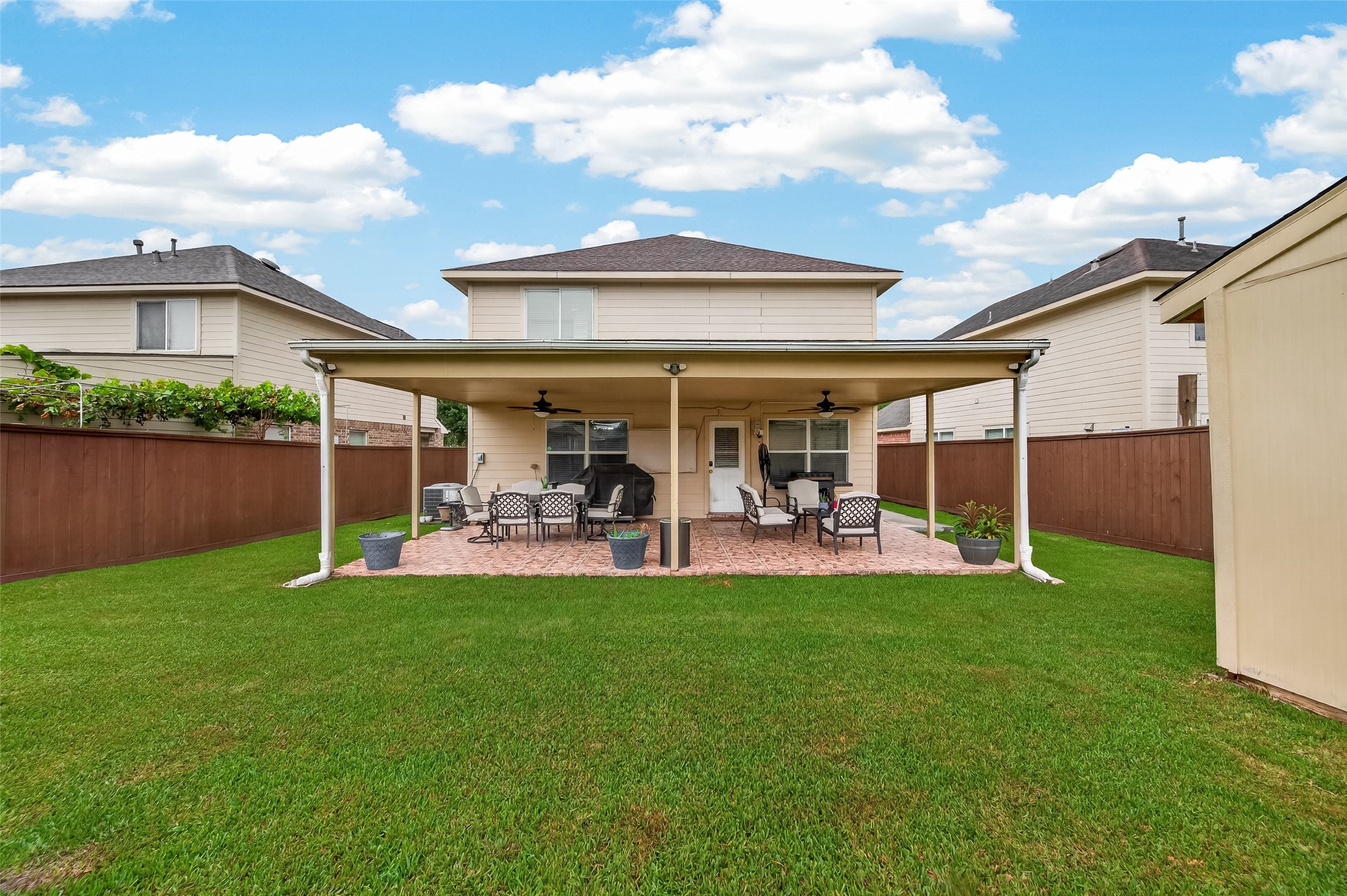 10931 View Pointe Lane Houston, TX 77034 - Photo 20 of 21 Good size backyard