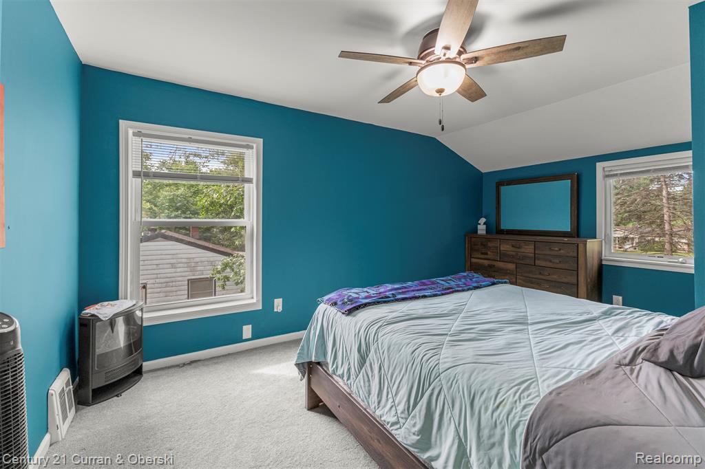 18491 Savage Road Belleville, MI 48111 - Photo 29 of 49