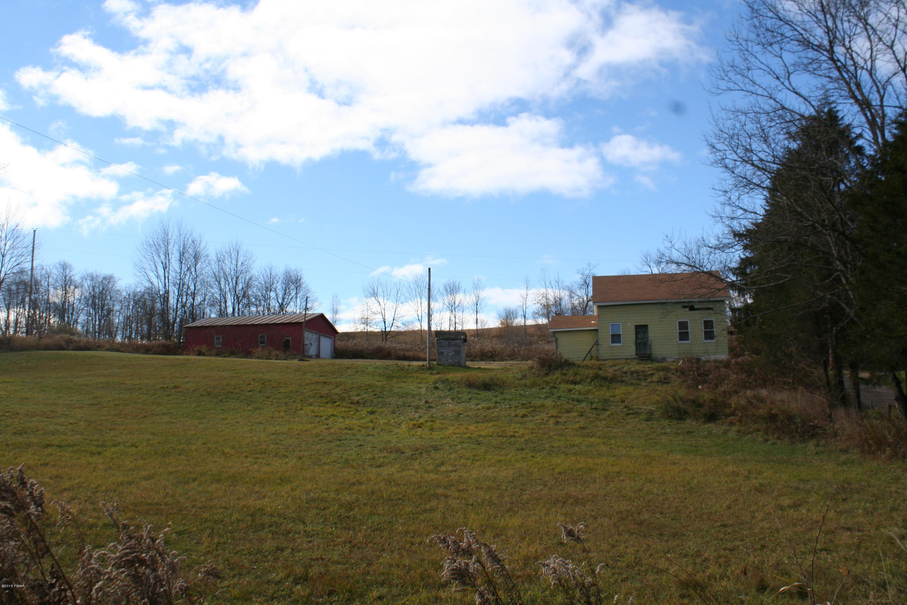 245 Fords Road Honesdale, PA 18431 - Photo 4 of 23