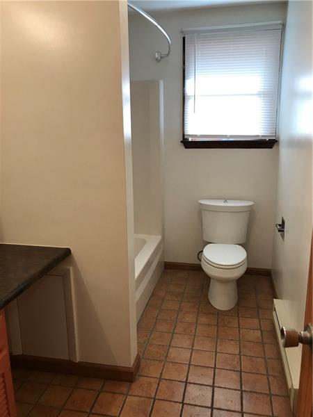 321 Walnut Hill Road Uniontown, PA 15401 - Photo 8 of 25