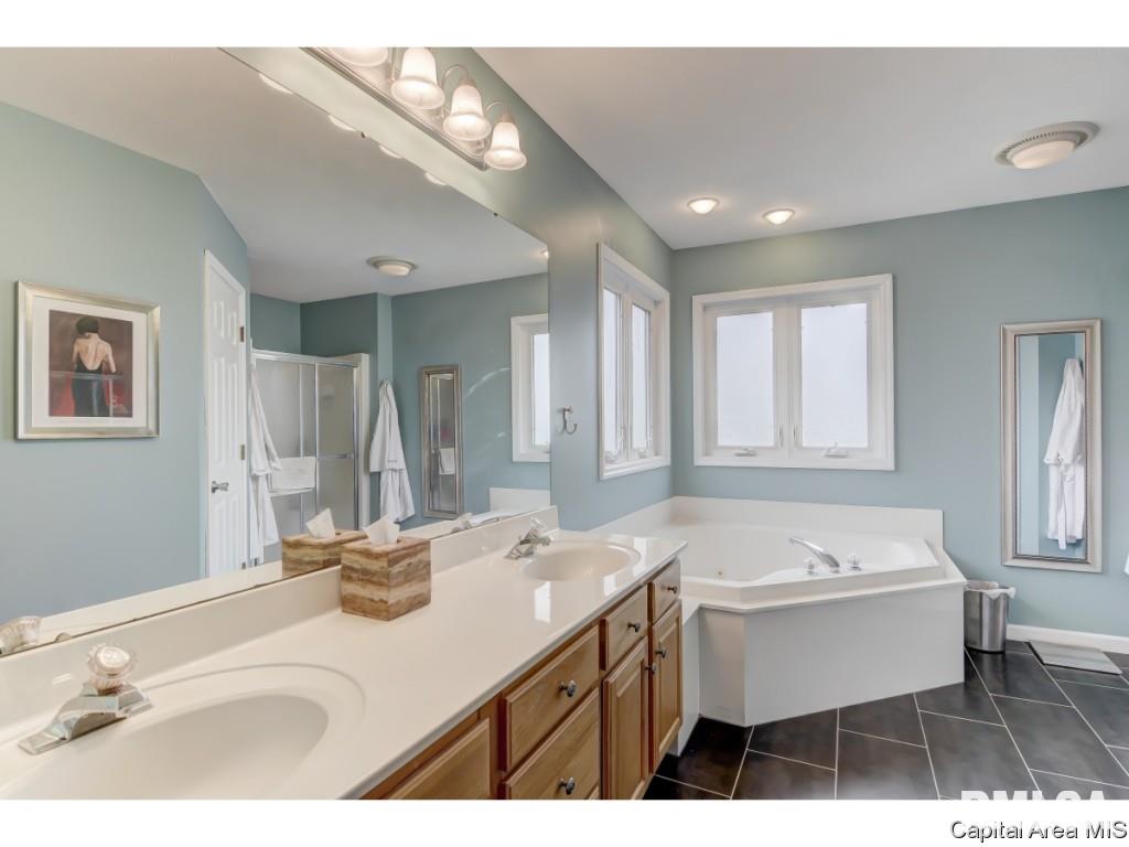 3540 Benbrook Drive Springfield, IL 62711 - Photo 18 of 34