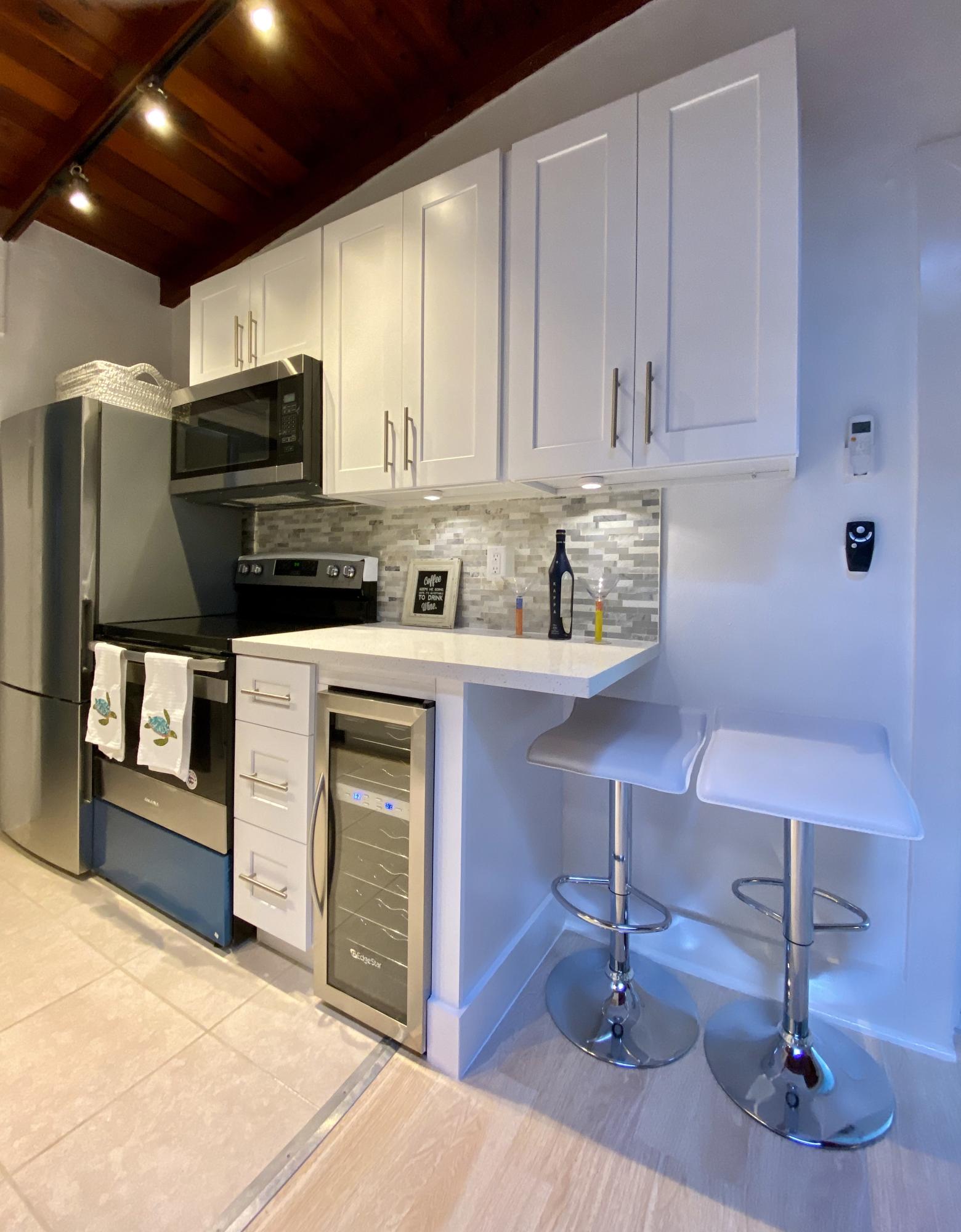 813 La Paloma Road Key Largo, FL 33037 - Photo 20 of 35 Complete New Kitchen