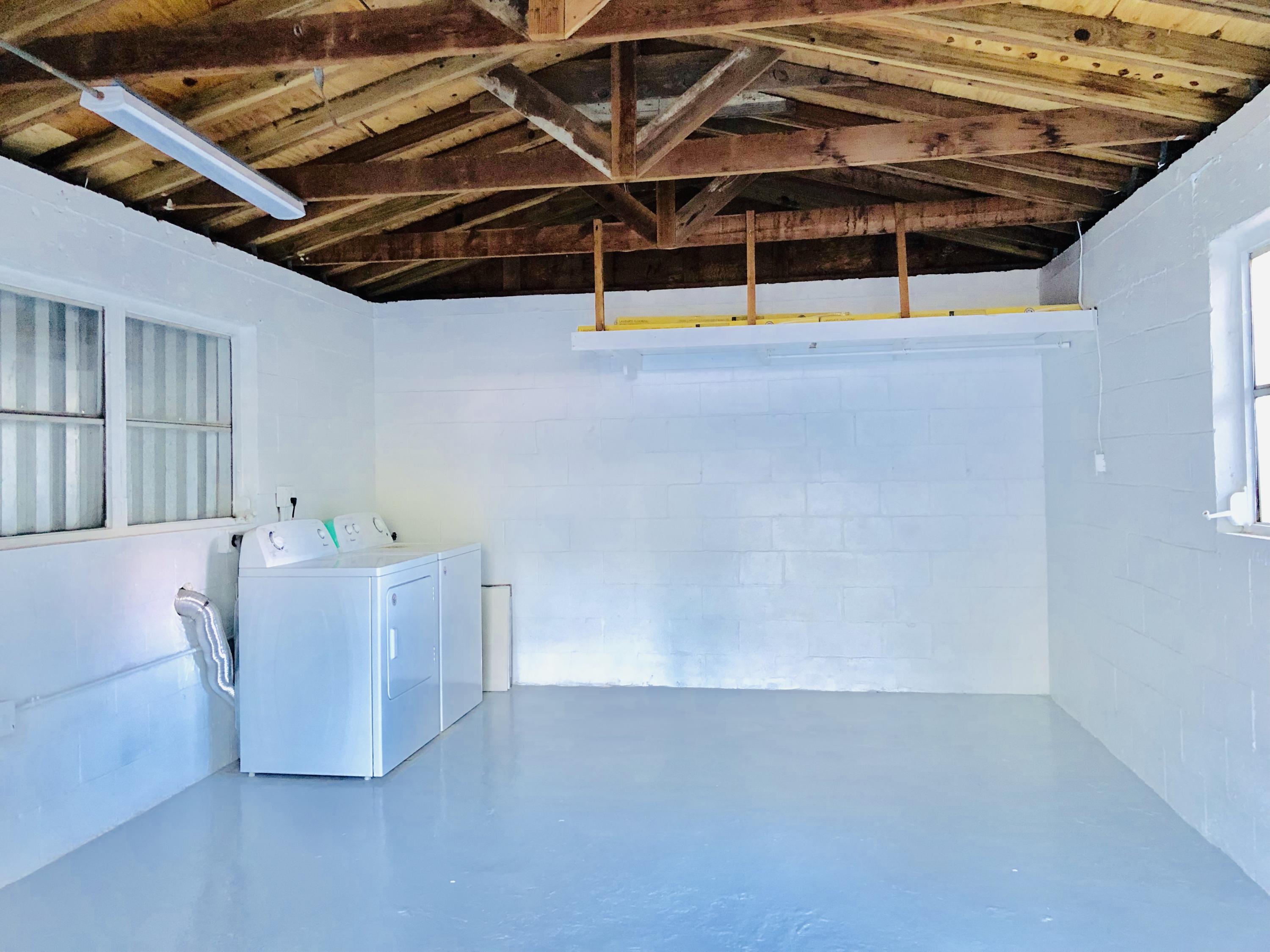 813 La Paloma Road Key Largo, FL 33037 - Photo 10 of 35 Finished Garage 20 x 15 ft