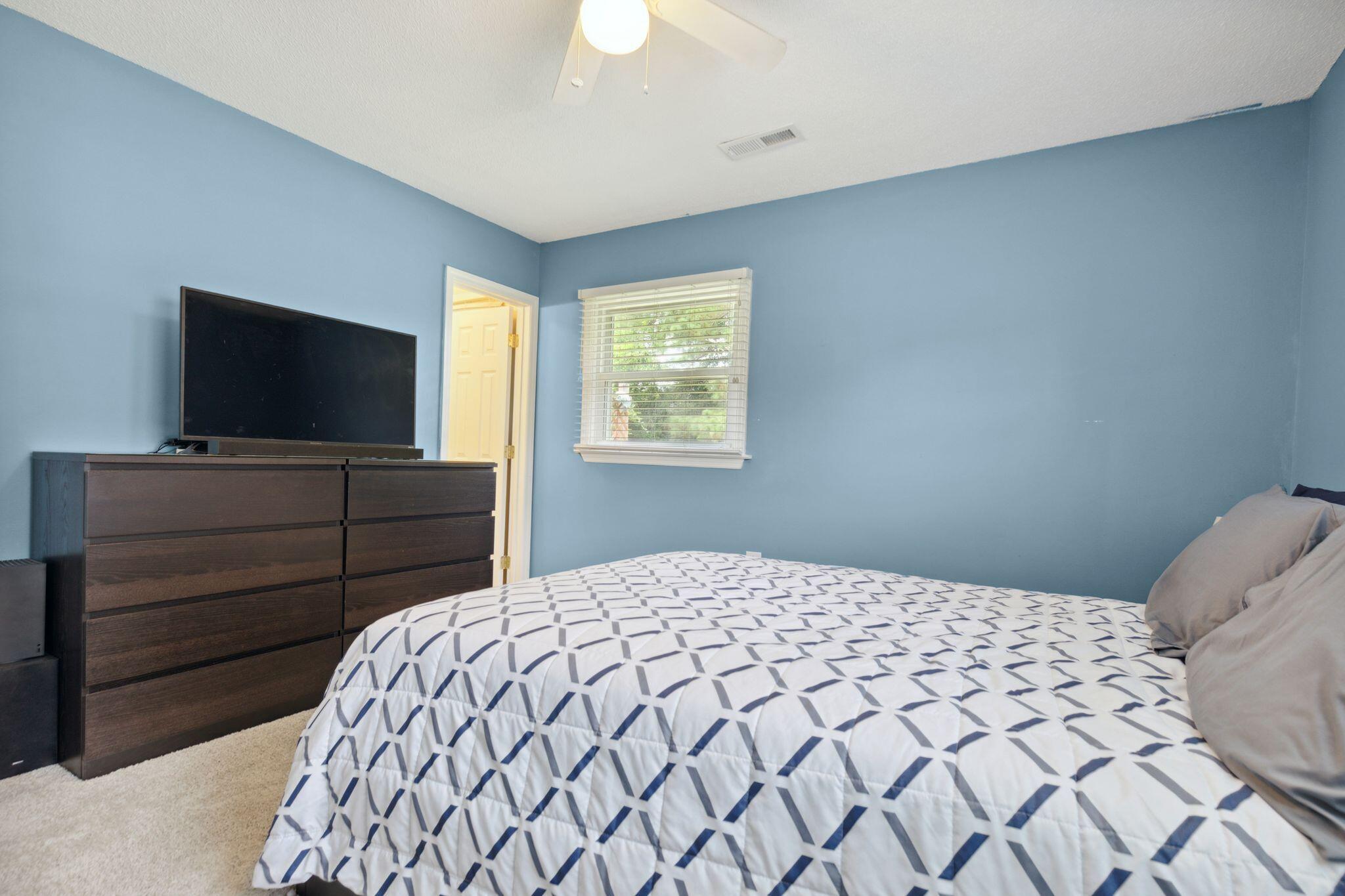 117 Wisteria Road Goose Creek, SC 29445 - Photo 15 of 23 117WysteriaRd-KeenEyeMarketing-017