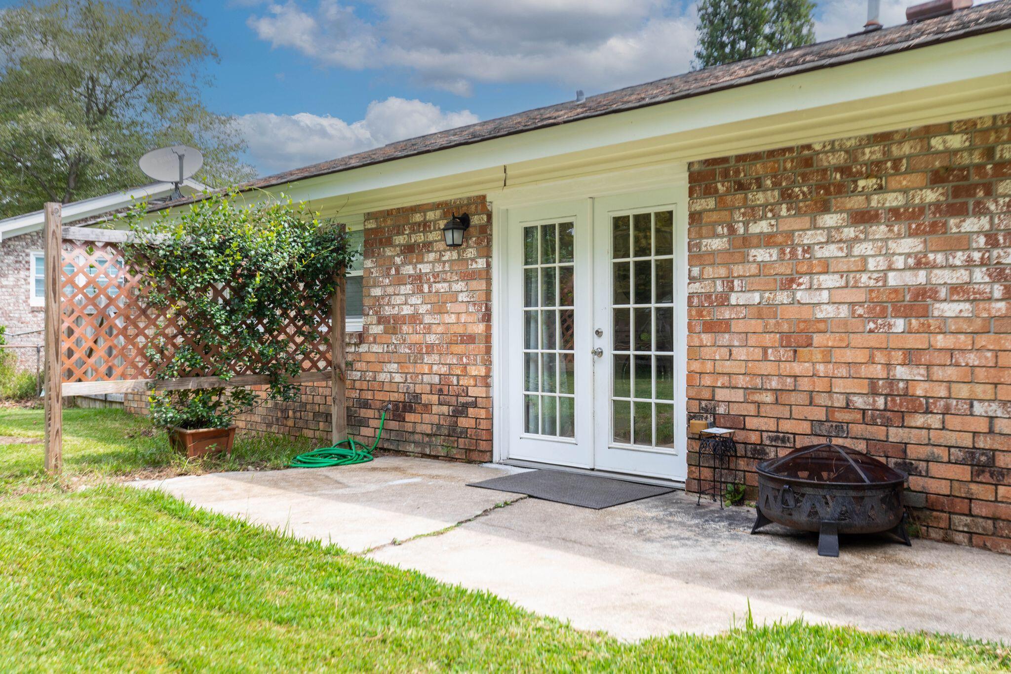 117 Wisteria Road Goose Creek, SC 29445 - Photo 19 of 23 117WysteriaRd-KeenEyeMarketing-022