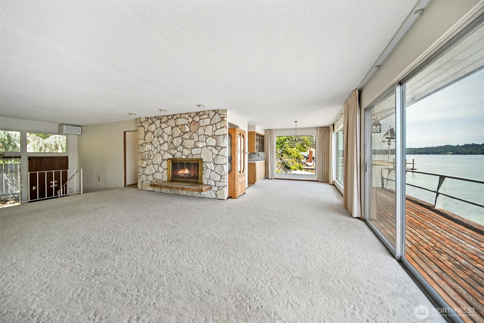 8361 Northeast North Shore Road Belfair, WA 98528 - Photo 6 of 36