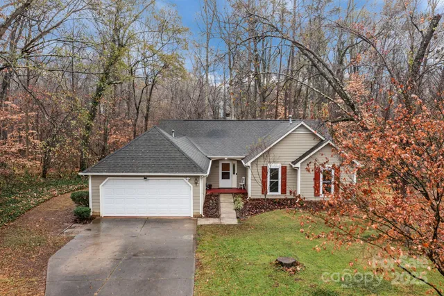 $319,900 | 1600 Rocky Glen Lane, Charlotte, NC 28214